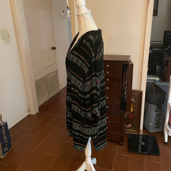 Vikki Vi California Button Down blouse size 3X short sleeves faux embroidery - Picture 6 of 15